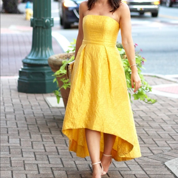 Monique Lhuillier Dresses & Skirts - ML Monique Lhuillier Sunshine Day Yellow Gown